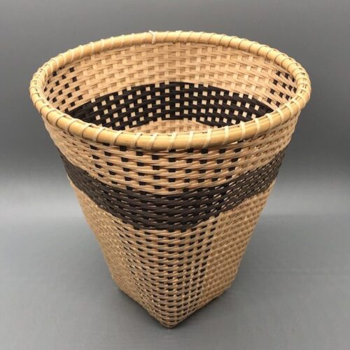 Alternative view of "Retro" Basket
