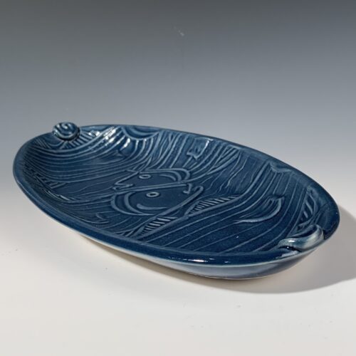Alternative view of Oval Tray with Fish