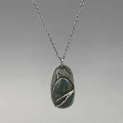 Alternative view of Pendant