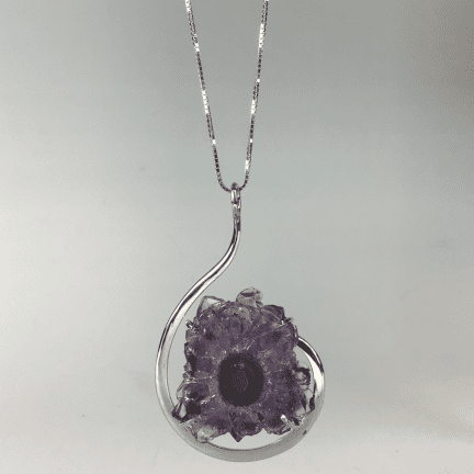 Alternative view of Pendant