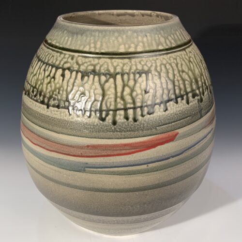 Alternative view of Large Round Pot