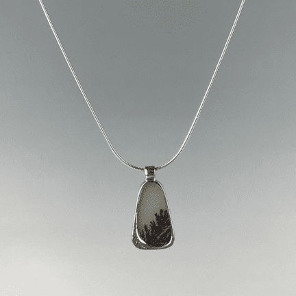 Alternative view of Pendant