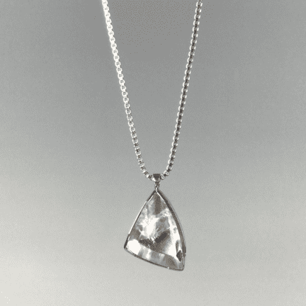 Alternative view of Pendant