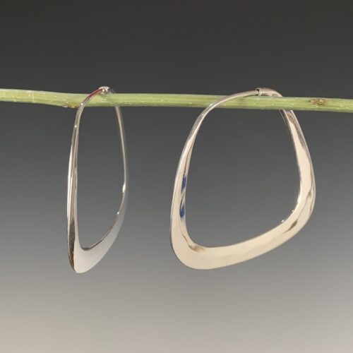 Alternative view of Square Hoops