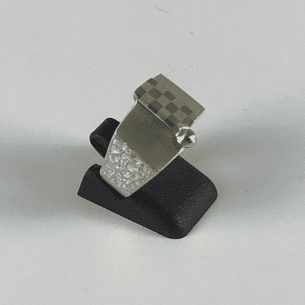 Alternative view of Ring