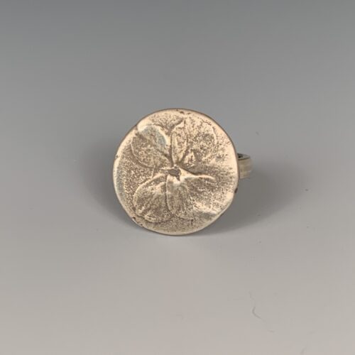 Alternative view of Pressed Clover Ring