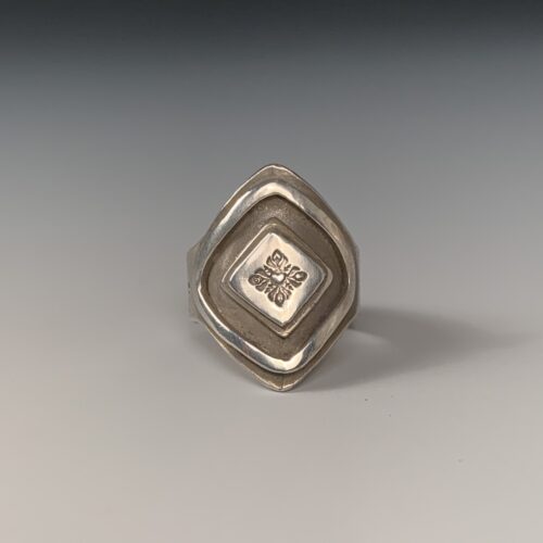 Alternative view of Ikigai Ring