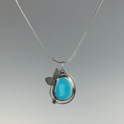 Alternative view of Pendant