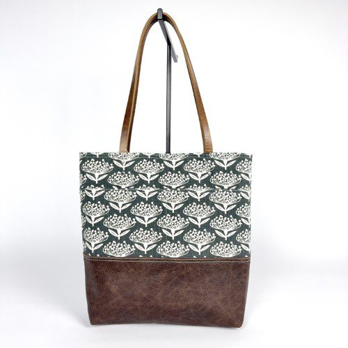 Urban Tote in "Pincushion" Fabric