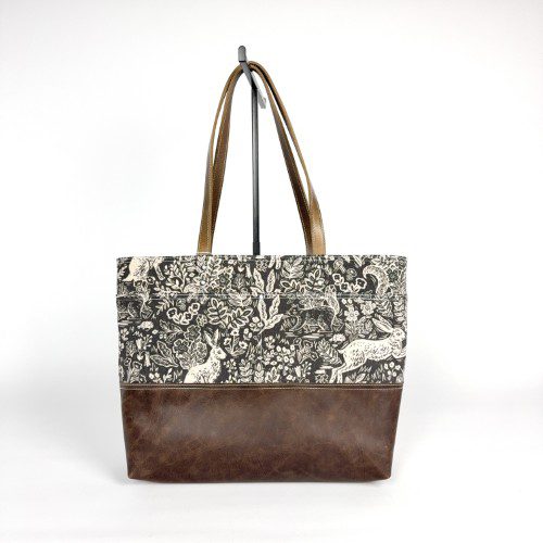 Carryall Tote in Woodland Print