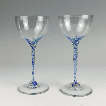 Alternative view of Wine Glass
