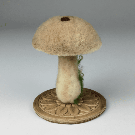 Felted Ladybug Fungi - Image 3