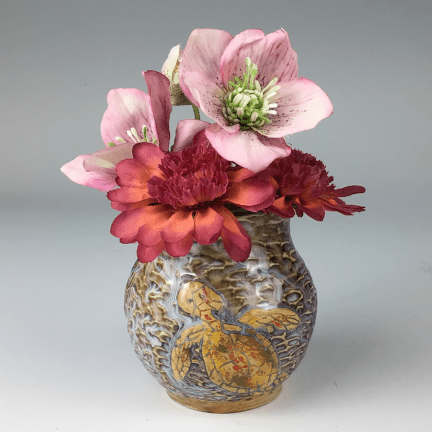 Alternative view of Medium Sea Turtle Vase