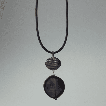 Alternative view of Pendant