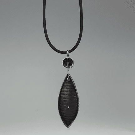 Alternative view of Pendant