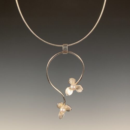 Hydrangea Blossom Necklace with Pearls