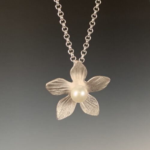 Flower Blossom Necklace with Pearl