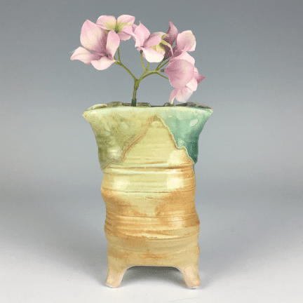 Alternative view of Frog Vase