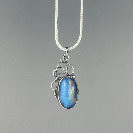 Alternative view of Opal Pendant
