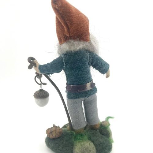 Alternative view of Light Bringing Gnome