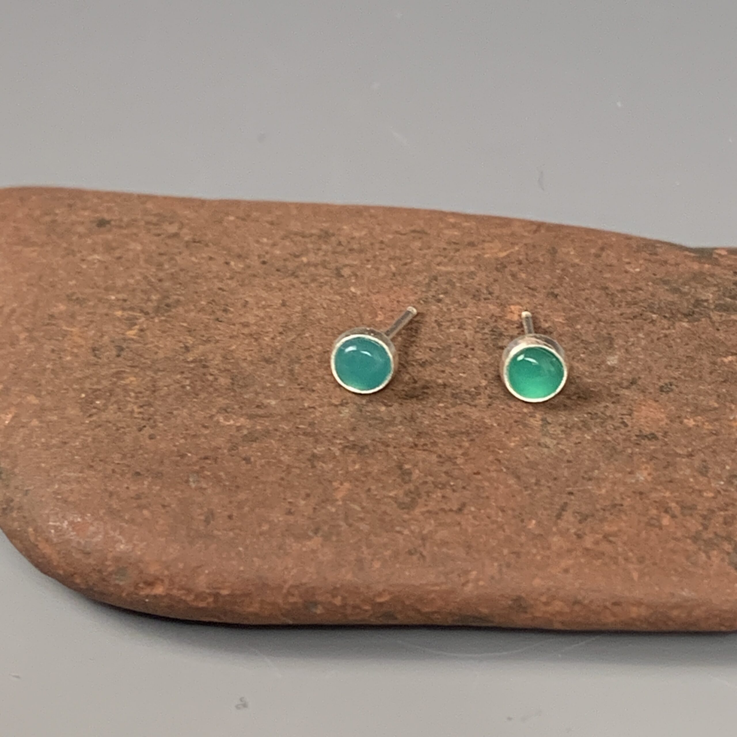 Green Onyx Post Earrings - 4mm