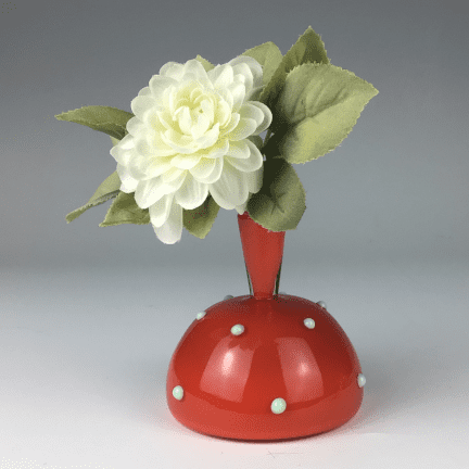 Alternative view of Dotted Vase