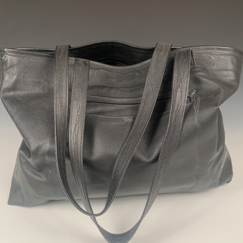 Alternative view of "Everyday" Leather Tote - Black