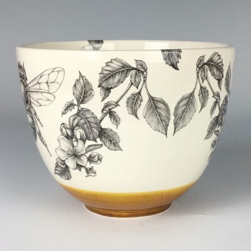 Alternative view of Medium Bowl with Honey Bee