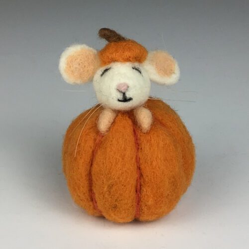 Felted Mouse in Pumpkin