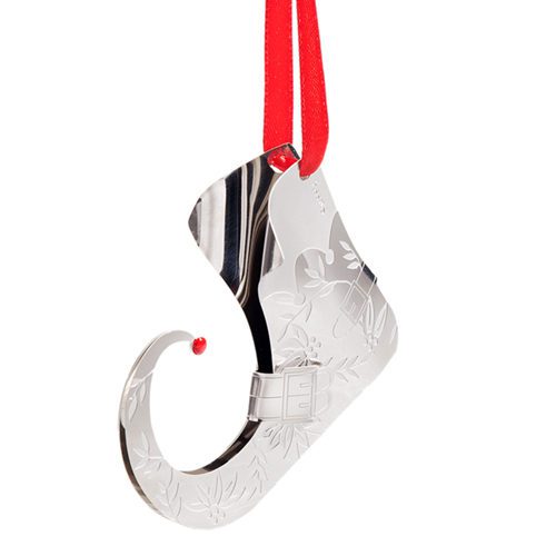 2016 Annual Ornament "Pitter Patter"