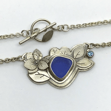 Alternative view of Floral Necklace